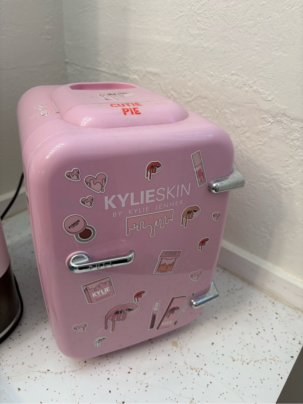 KYLIE SKIN Pink Mini Cosmetic Fridge for Kids Bath & Skin